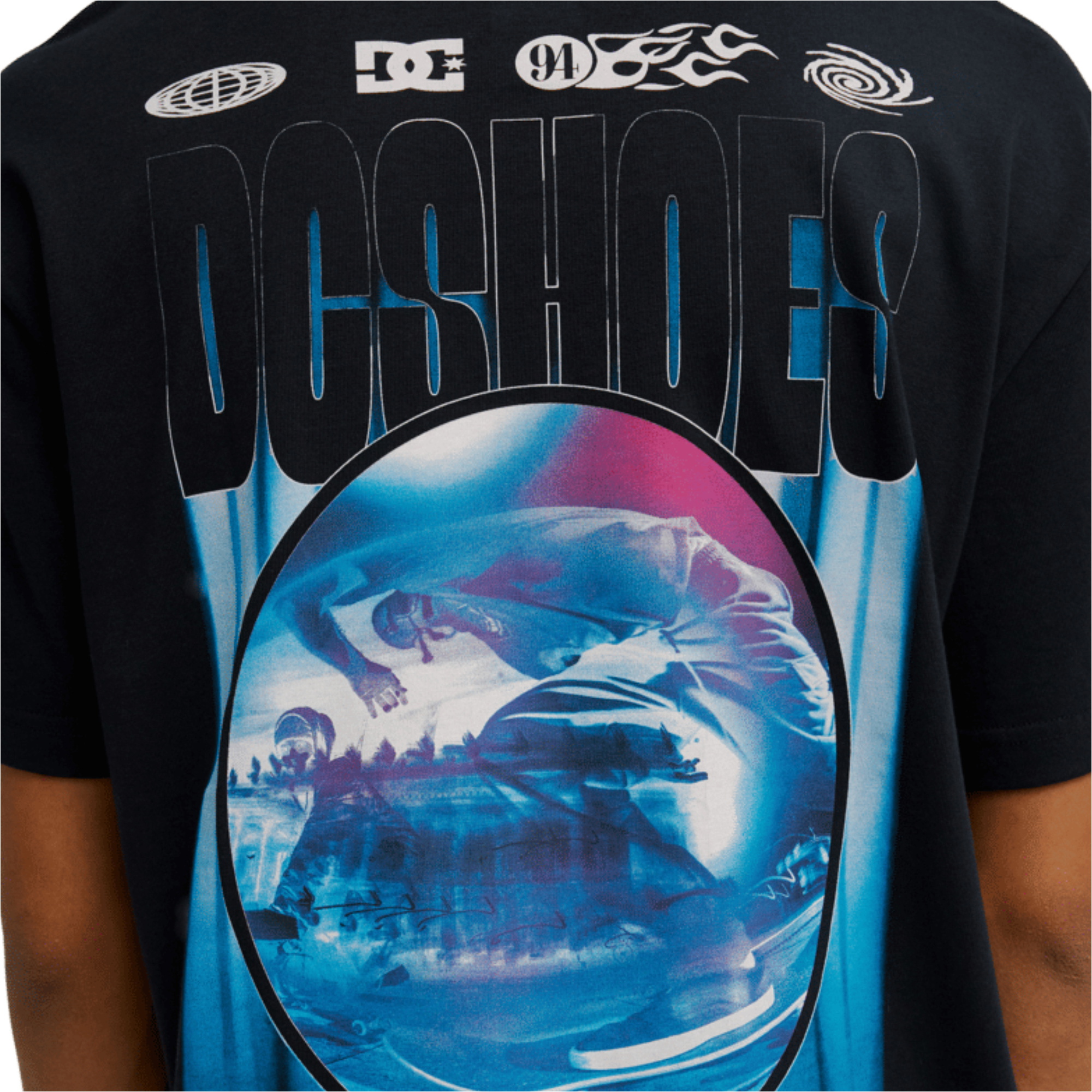 2026 DC Shoes Mens Blurry Bubble T-Shirt EDYZT04492 - Black